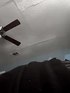 Burrrucecold00 online show from February 23, 2025, 4:24 pm