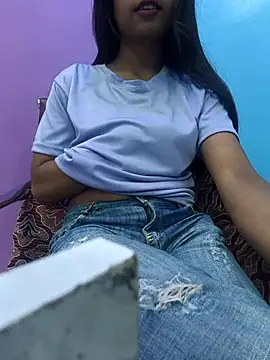 Leoni G online show from March 6, 2025, 5:46 am