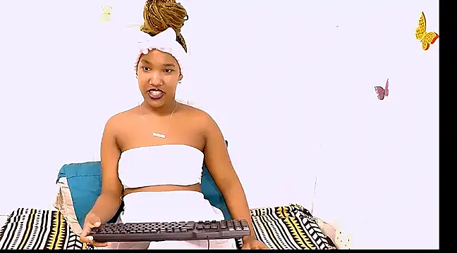 EroticSexyPrada online show from March 7, 2025, 11:07 am