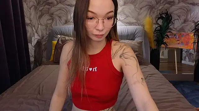 SusannJohnson online show from September 15, 2025, 12:22 am