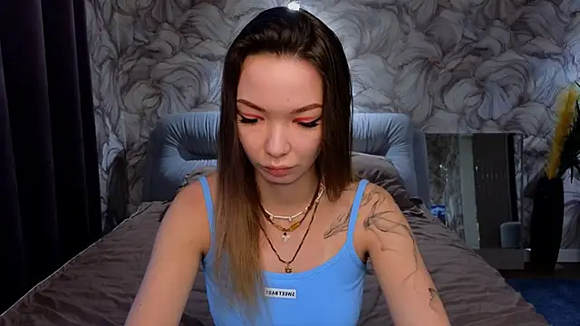 SusannJohnson online show from October 9, 2025, 12:22 am