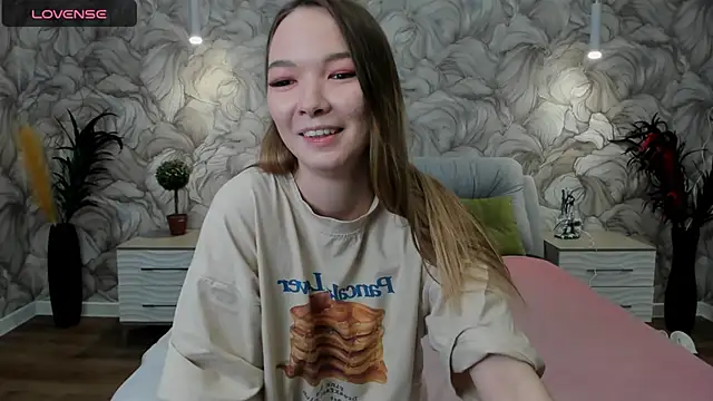 SusannJohnson online show from March 9, 2025, 3:22 am