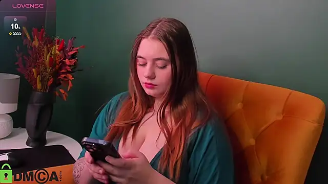 Alli Aster online show from February 19, 2025, 10:01 am