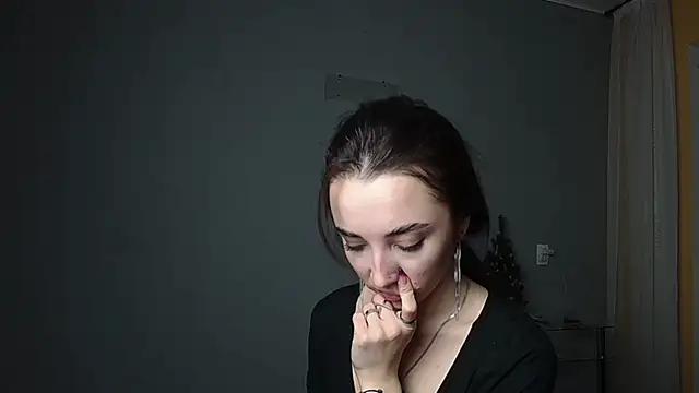Snapshot of Eva_Gloryy chatting on February 12, 2025, 6:09 pm Eva Gloryy online show from February 12, 2025, 6:09 pm