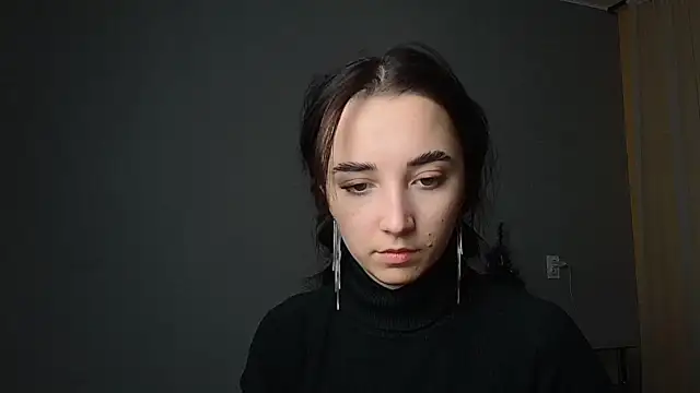 Snapshot of Eva_Gloryy chatting on February 17, 2025, 8:27 pm Eva Gloryy online show from February 17, 2025, 8:27 pm