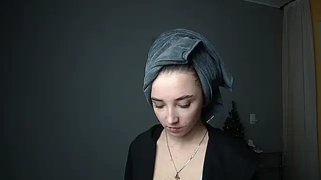 Snapshot of Eva_Gloryy chatting on February 5, 2025, 8:46 pm Eva Gloryy online show from February 5, 2025, 8:46 pm