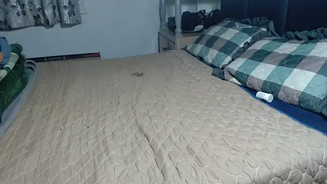 Snapshot of bubblendz1988 chatting on October 28, 2025, 4:39 pm bubblendz1988 online show from October 28, 2025, 4:39 pm