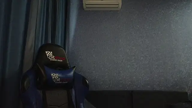 HotBrandyX online show from April 23, 2026, 12:29 pm