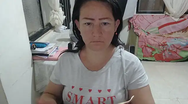 Yohis Kiut25 online show from March 6, 2025, 1:37 am