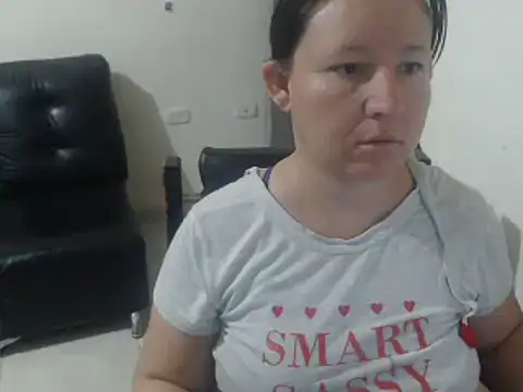 Yohis Kiut25 online show from February 20, 2025, 3:45 am
