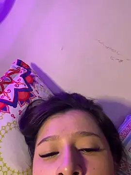  Amber Brown online show from October 17, 2025, 11:56 am