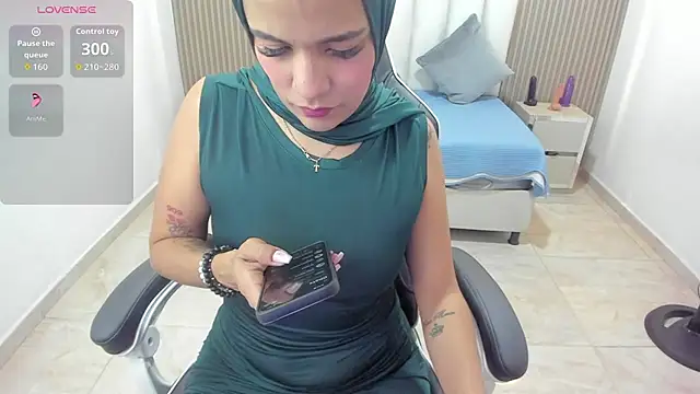 Zulema hamdi online show from November 20, 2025, 1:01 pm