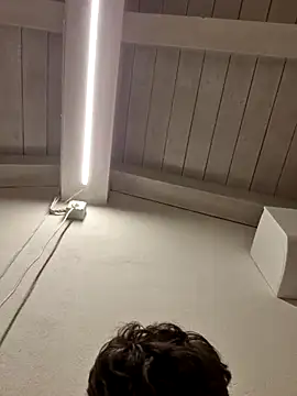 aleteen online show from October 6, 2025, 10:21 pm