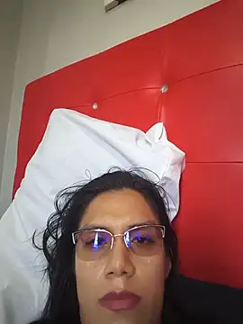 ROSARIOBELLA13 online show from July 2, 2026, 8:04 pm