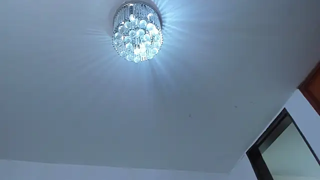 Snapshot of Dayana__Ospina chatting on February 28, 2025, 8:28 pm Dayana  Ospina online show from February 28, 2025, 8:28 pm