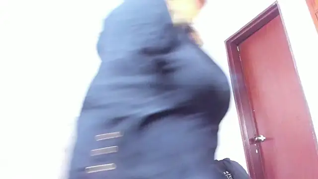 Snapshot of Dayana__Ospina chatting on March 1, 2025, 8:10 pm Dayana  Ospina online show from March 1, 2025, 8:10 pm