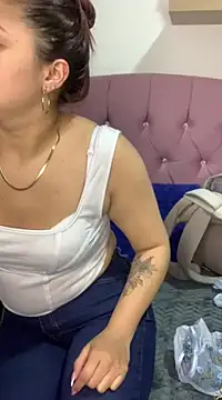 tania 23 online show from February 14, 2025, 8:26 pm