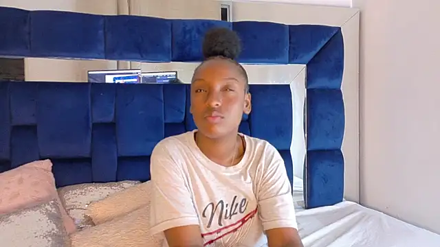 adry moris online show from March 20, 2025, 3:45 am