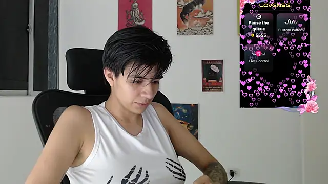 Snapshot of Dha_lia0 chatting on May 14, 2026, 3:03 am Dha lia0 online show from May 14, 2026, 3:03 am