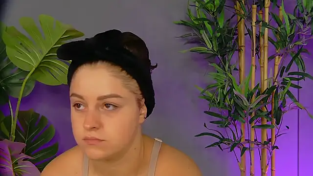 Snapshot of PatriciaSpice chatting on September 19, 2025, 5:00 am PatriciaSpice online show from September 19, 2025, 5:00 am