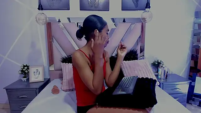 Gletty noa online show from March 5, 2025, 9:38 am