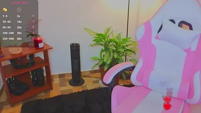 Snapshot of Nicole_Foxx_ chatting on July 10, 2026, 7:36 pm Nicole Foxx online show from July 10, 2026, 7:36 pm