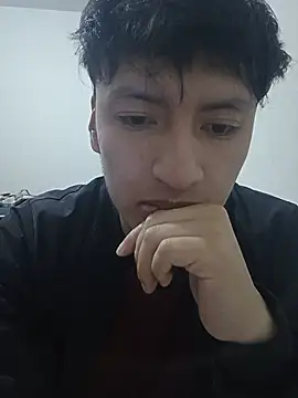 Tonny52123 online show from June 14, 2026, 2:24 am