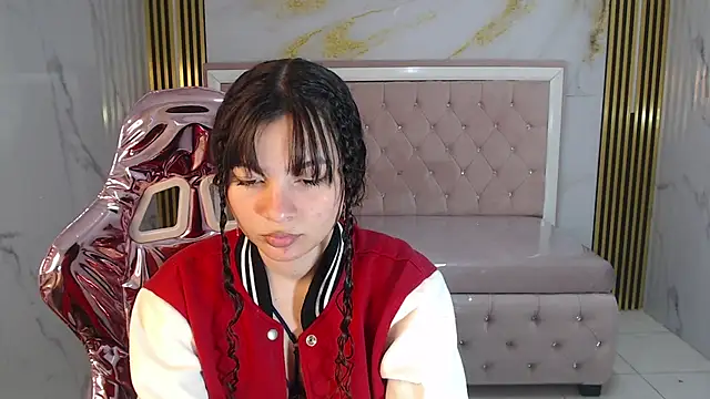 shalon diaz s online show from February 20, 2025, 1:08 pm