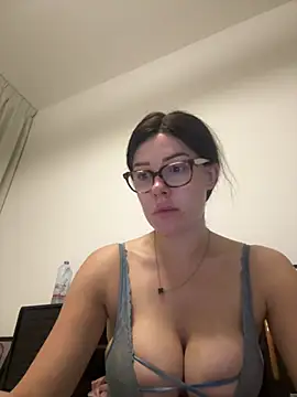 SexySophiaax online show from March 4, 2025, 3:15 pm