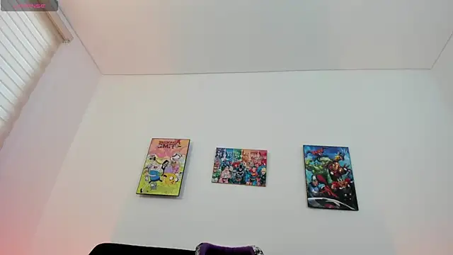 Snapshot of SophiaJohnson_17 chatting on September 22, 2025, 8:04 pm SophiaJohnson 17 online show from September 22, 2025, 8:04 pm