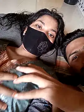 Snapshot of Hot_couple_1 chatting on September 20, 2025, 9:14 am Hot couple 1 online show from September 20, 2025, 9:14 am