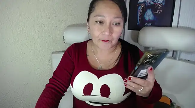 Snapshot of JULIANAWET69 chatting on March 20, 2025, 11:56 pm JULIANAWET69 online show from March 20, 2025, 11:56 pm