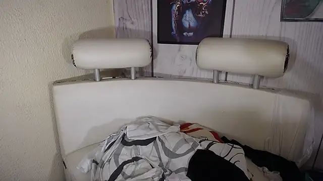 Snapshot of JULIANAWET69 chatting on February 12, 2025, 3:07 am JULIANAWET69 online show from February 12, 2025, 3:07 am