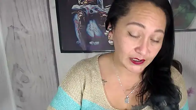 Snapshot of JULIANAWET69 chatting on October 22, 2025, 3:28 am JULIANAWET69 online show from October 22, 2025, 3:28 am