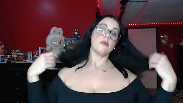 Valerie Paige online show from January 14, 2026, 6:55 pm