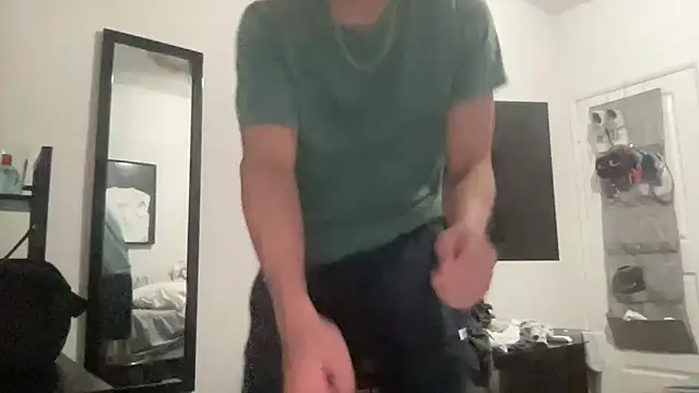 Snapshot of ryan_28747 chatting on October 10, 2025, 5:52 am ryan 28747 online show from October 10, 2025, 5:52 am