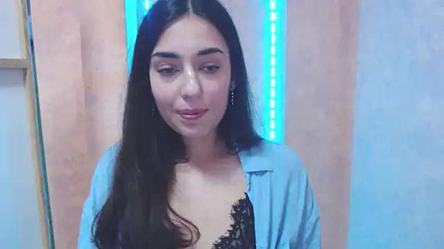 Lovelllyy online show from January 27, 2025, 10:38 am