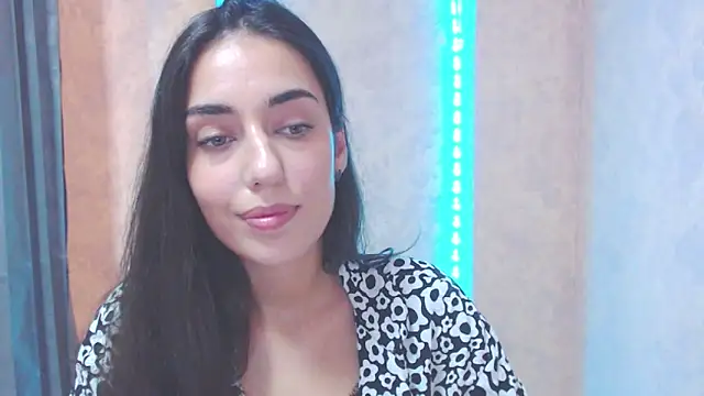 Lovelllyy online show from September 24, 2025, 10:33 am