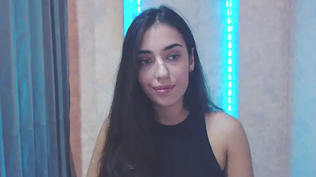 Lovelllyy online show from September 21, 2025, 10:53 am