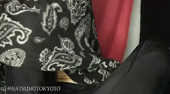 hatsumotokyoto online show from February 20, 2025, 4:28 am