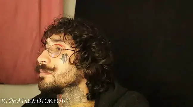 hatsumotokyoto online show from February 16, 2025, 6:43 am