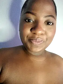 LaurenGill7 online show from February 15, 2025, 7:39 pm