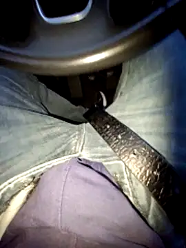 Nzino1983 online show from April 15, 2026, 5:17 pm