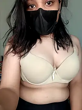 Snapshot of night_queen07 chatting on January 25, 2025, 6:45 am night queen07 online show from January 25, 2025, 6:45 am