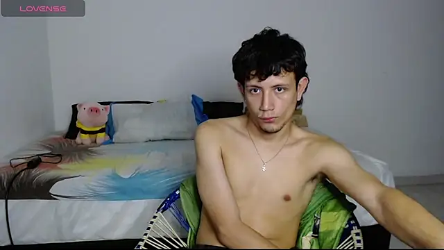 cute mathew online show from March 6, 2025, 7:14 am
