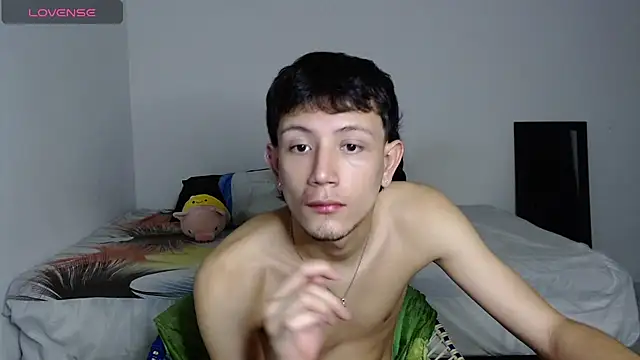 cute mathew online show from March 11, 2025, 3:14 am