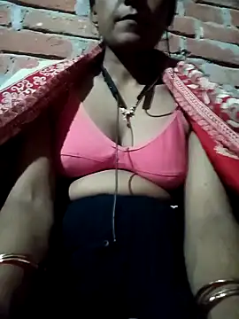 Snapshot of Sexy_Tanya69 chatting on October 31, 2025, 2:35 pm Sexy Tanya69 online show from October 31, 2025, 2:35 pm