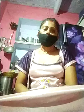 Snapshot of Bhavya_Bhan chatting on October 29, 2025, 12:31 am Bhavya Bhan online show from October 29, 2025, 12:31 am