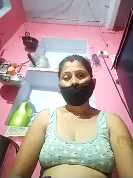 Snapshot of Bhavya_Bhan chatting on October 15, 2025, 12:20 am Bhavya Bhan online show from October 15, 2025, 12:20 am