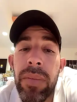 CubanoFull online show from February 4, 2025, 12:55 pm